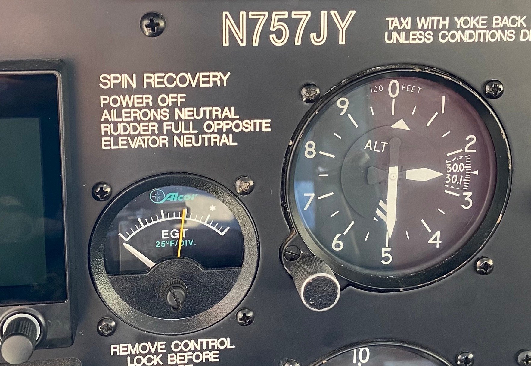 Graphic 3 - Cessna 152 Instrument Panel Spin Info